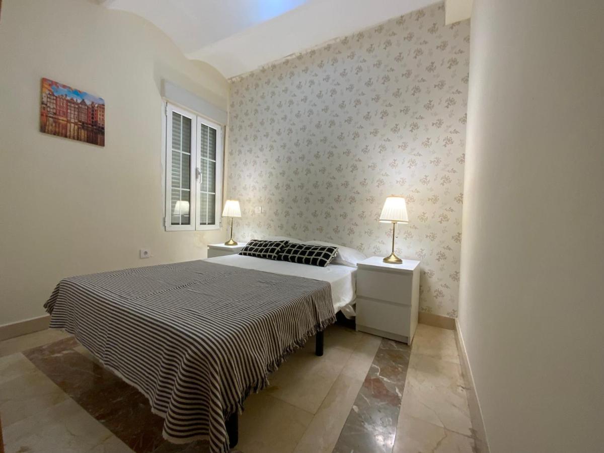 El Jardin Del Angel Olmo Apartment Madrid Luaran gambar